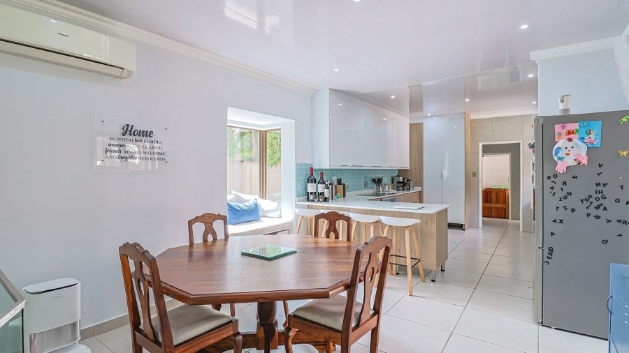 3 Bedroom Property for Sale in Safari Gardens North West